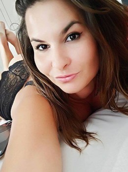 Alice - Escort in France - language Francais 