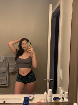 Escort in Cannes - Britannie