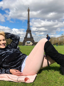 Escort in Paris - Victoria 